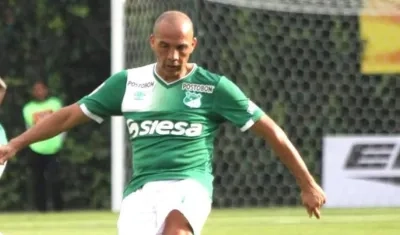 Mayer Candelo, ahora DT de su antiguo club como futbolista.