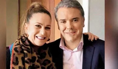 'Caya' Daza e Iván Duque.