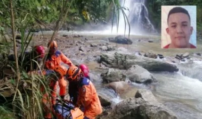 La Defensa Civil de Piedecuesta rescató el cuerpo de José Fernando Ocampo Beltrán (en el recuadro).