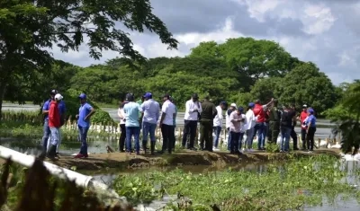 Diputados del Atlántico en la visita al Canal del Dique
