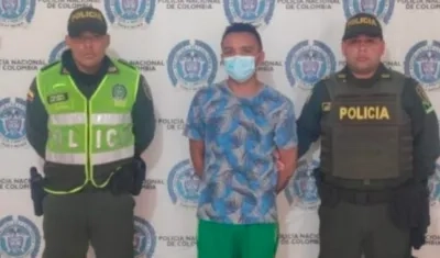 Eladio Enrique Acosta Andrades señalado de los delitos de violencia intrafamiliar.