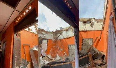 Así quedó parte del inmueble tras la caída del plafón. 