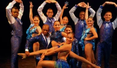 ´La salsa caleña es cada lentejuela que brilla en el escenario con el movimiento revolucionado de los bailarines y sus incomparables coreografías”, dijo la Secretaría de Cultura de Cali.