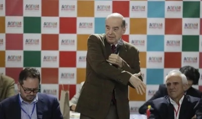 El canciller designado por el Gobierno del presidente electo de Colombia, Gustavo Petro, Álvaro Leyva.