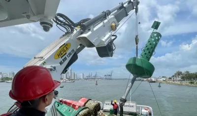 Dimar instaló 4 boyas en la bahía de las Ánimas.