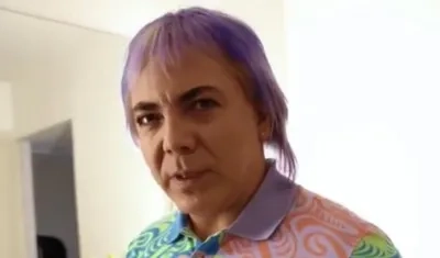 Cristian Castro con su excéntrico tono de cabello.