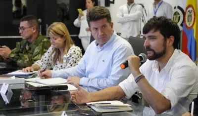 El Alcalde Jaime Pumarejo, el Ministro de Defensa, Diego Molano y la Gobernadora Elsa Noguera.