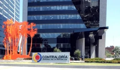 Fachada de Contraloría General de la República.