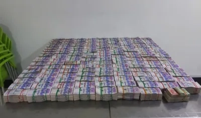 Billetes de 50 mil. 