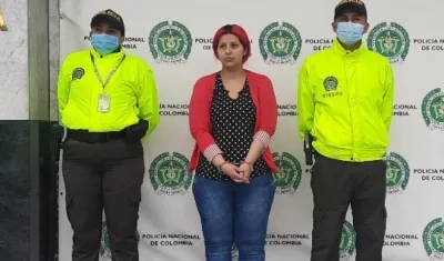 Esta es 'La pelirroja', capturada por la muerte de su bebé de dos meses de nacido.