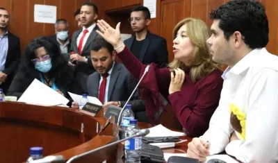 Audiencia en la Comisión Séptima del Senado.