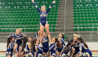 Porristas del Instituto La Salle. 