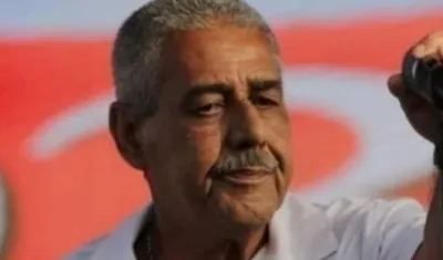 Tito Cruz, cantante de salsa nacido en Puerto Rico.