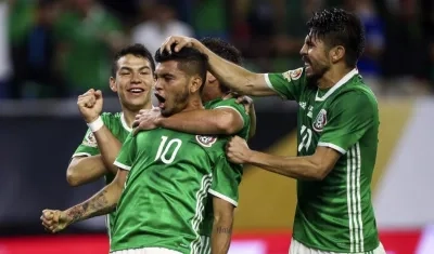 Jesús Corona, delantero mexicano. 