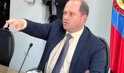 Héctor Espinosa, Gobernador de Sucre