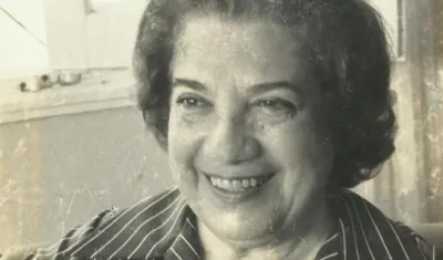 Poetisa Meira Delmar.