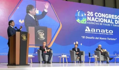 El Presidente Gustavo Petro interviniendo en el Congreso Nacional de Anato.