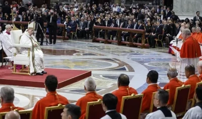 El Papa durante su homilía de hoy.