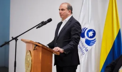 El Defensor del Pueblo, Carlos Camargo.