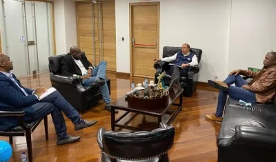 Defensor del Pueblo se reunió con el Alcalde de Buenaventura.