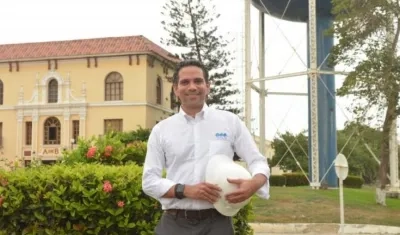 El gerente de Triple A, Jairo De Castro.