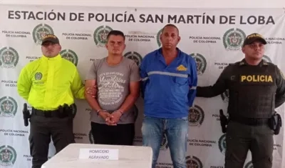 Los dos capturados por parte de la Policía de Bolívar. 