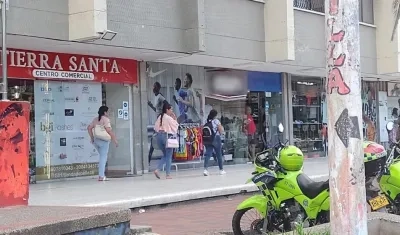 Almacén Tierra Santa de la calle 93.