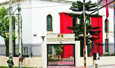 Fachada de sede del Partido Liberal