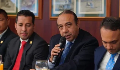 Reunión de bancada del partido de la U.