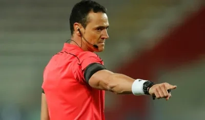 Wilmar Roldán, árbitro colombiano. 