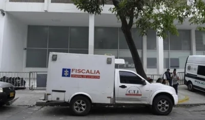 Los capturados fueron llevados a la URI de la Fiscalía, en el centro de Barranquilla. 
