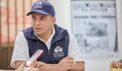 El defensor del Pueblo, Carlos Camargo.