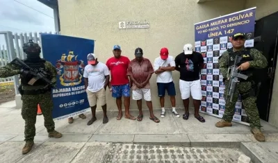 Los cinco capturados en los operativos. 