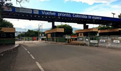 Puente Simón Bolívar, frontera con Venezuela.