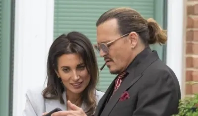 Joelle Rich y Johnny Depp.