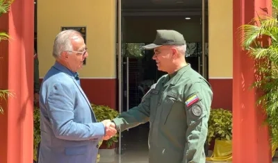 Los Ministros Iván Velásquez y Vladimir Padrino.