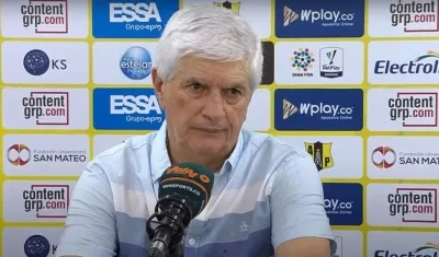 Julio Comesaña, entrenador de Junior. 