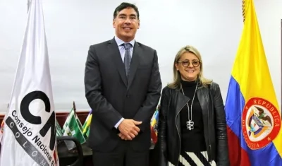 Fabiola Márquez, nueva presidenta del CNE, Álvaro Prada, vicepresidente.