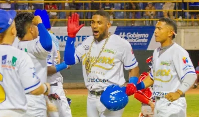 Andrés Angulo bateó un jonrón solitario en el tercer inning.