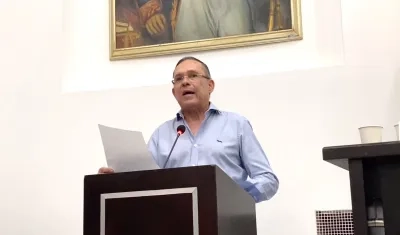 Efraín Cepeda Sarabia, Senador de la República.