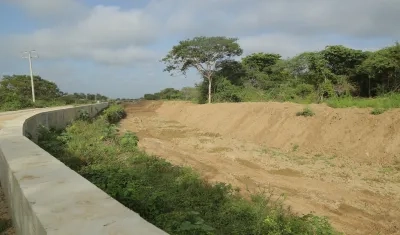 Obras de protección, limpieza y rectificación.
