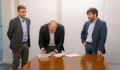 Firma del memorando de entendimiento.