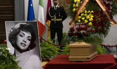 Capilla ardiente de Gina Lollobrigida