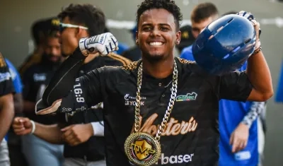 Dayan Frías bateó un jonrón solitario en el cuarto inning.