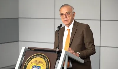 Iván Velásquez, Ministro de Defensa.