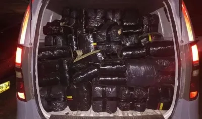 Cargamento de marihuana en falso vehículo del Inpec.