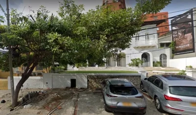 Tienda de moda donde fue atracado un ciudadano este viernes. 