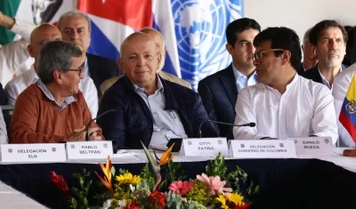 Pablo Beltrán, Otty Patiño y Danilo Rueda.