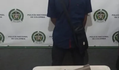 Brayan José Orozco Caraballo, el hombre con fusil que recibió domiciliaria.