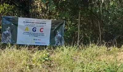 Pancartas alusivas al 'Clan del Golfo'. 